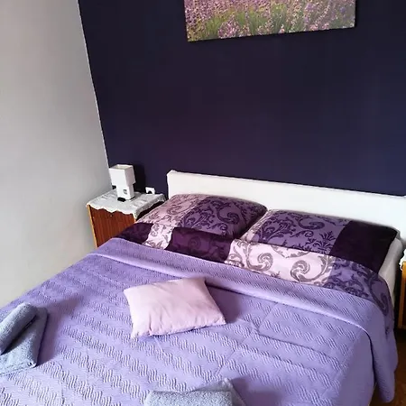 Gostinjska kuća Milka Pakostane