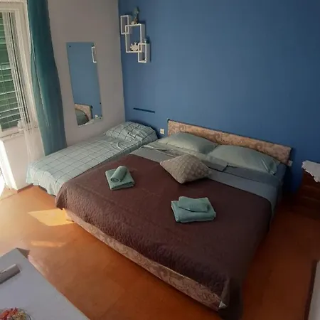 Gostinjska kuća Milka Pakostane